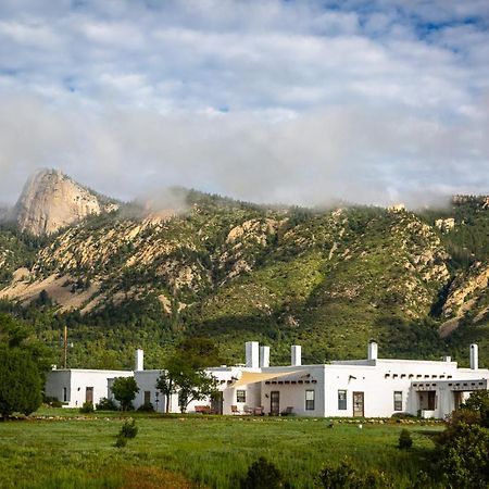 Casa Del Gavilan Historic Inn Cimarron Экстерьер фото